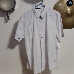 Short sleeves button down shirt